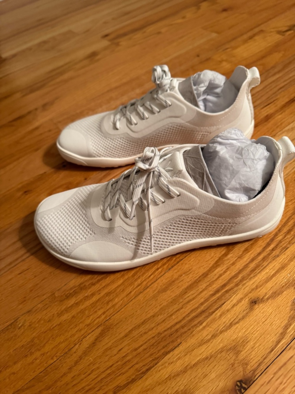 White Knit Casual Sneakers - Picture 2 of 6